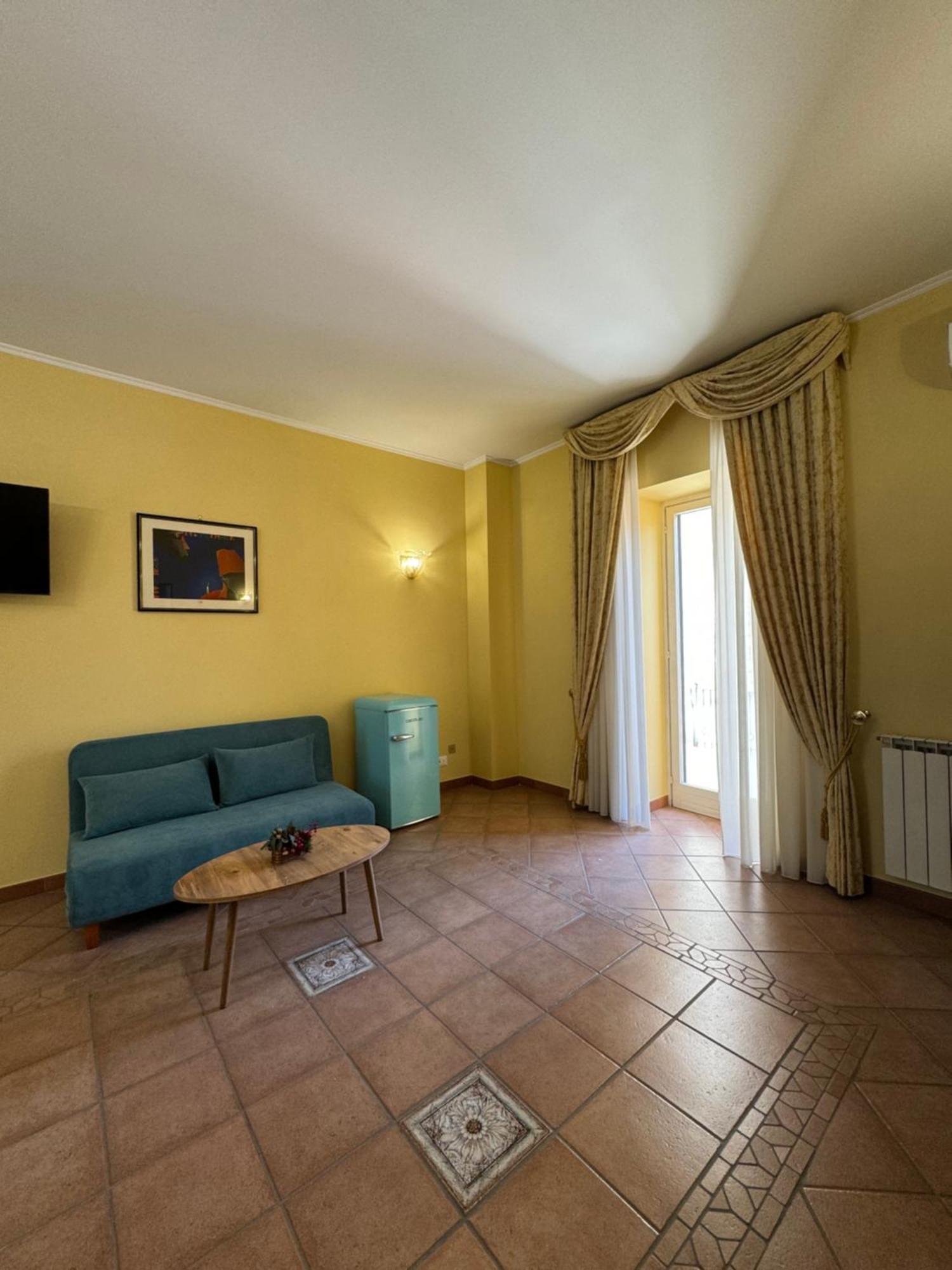 Casa Pepe - Fondi Vertice Rooms מראה חיצוני תמונה